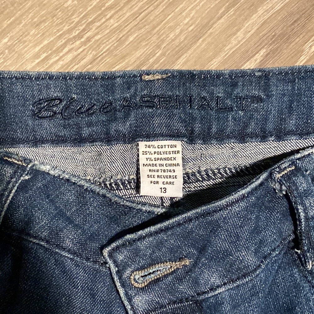 Blue asphalt distressed jeans - Picture 3 of 6